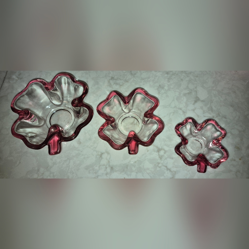 3 Vintage Shamrock Nesting Bowls